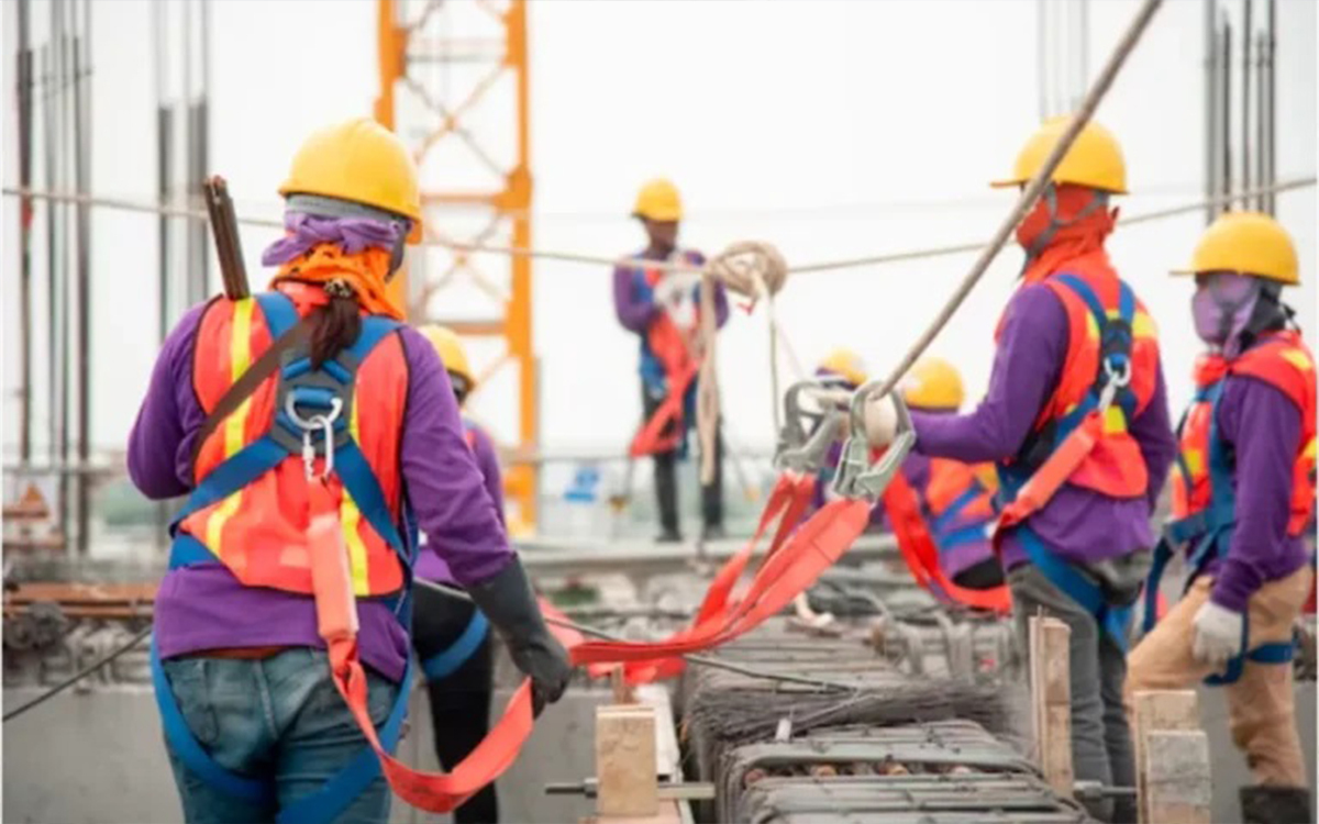 Interviewing Laborers and Management