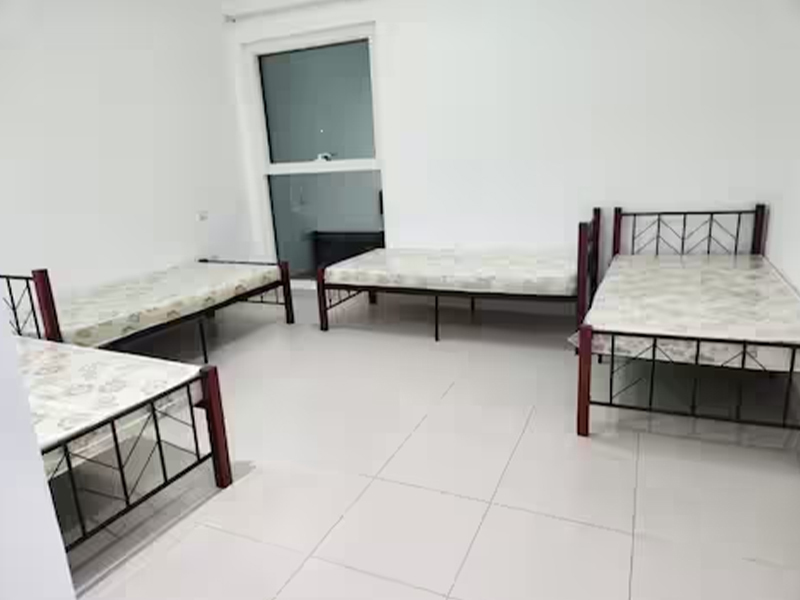 Low Rent Flats in Al Quoz